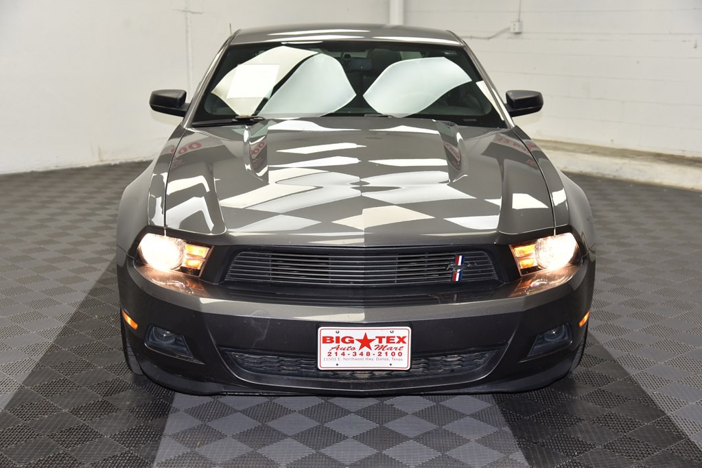 2011 Ford Mustang Image 8