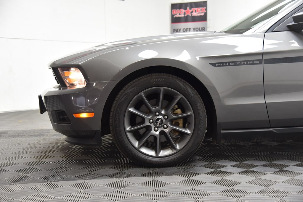 2011 Ford Mustang Image 26