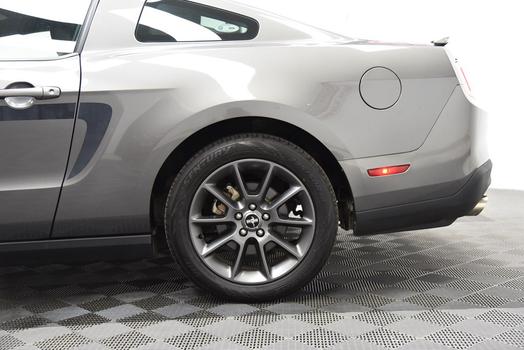 2011 Ford Mustang Image 27