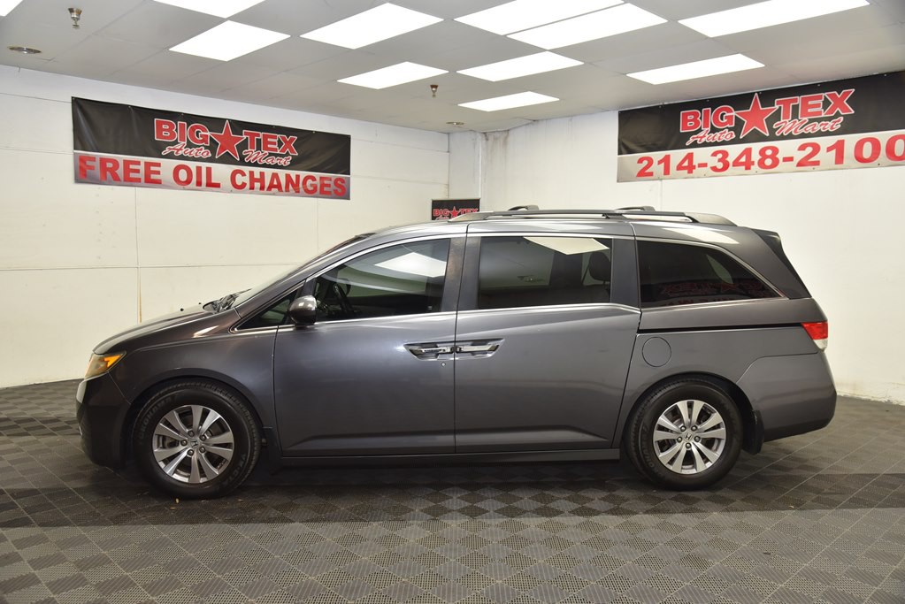 2016 Honda Odyssey Image 2