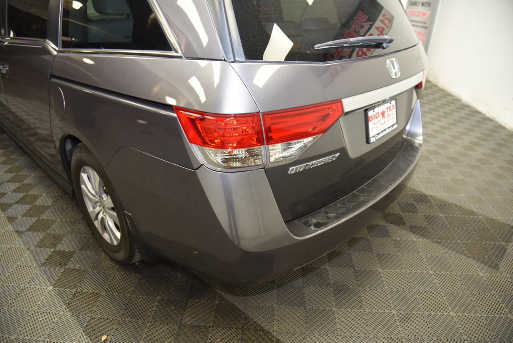 2016 Honda Odyssey Image 12