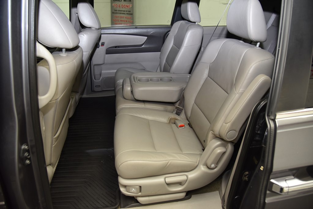 2016 Honda Odyssey Image 16
