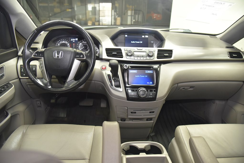2016 Honda Odyssey Image 18
