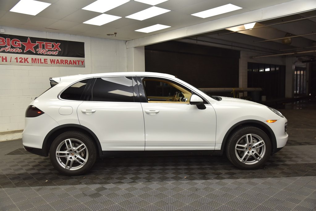 2014 Porsche Cayenne Image 6