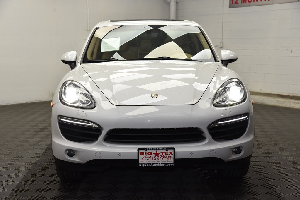 2014 Porsche Cayenne Image 8