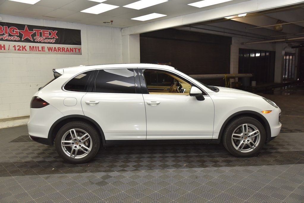 2014 Porsche Cayenne Image 14