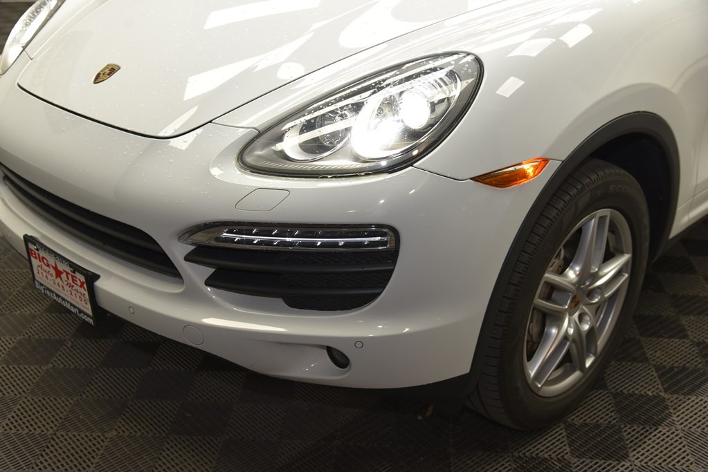 2014 Porsche Cayenne Image 17