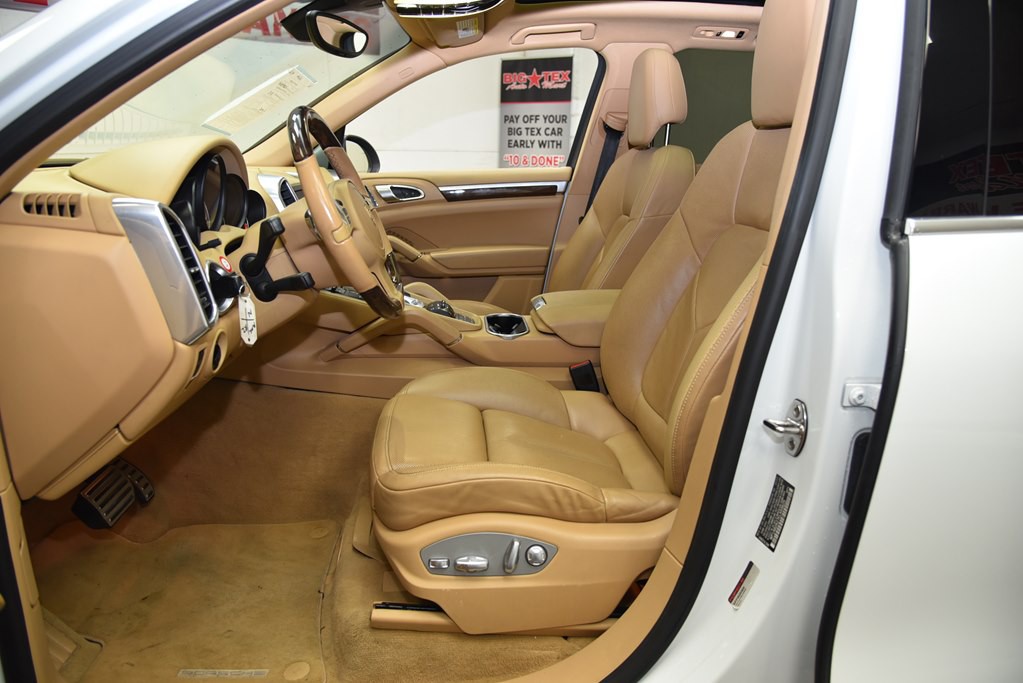 2014 Porsche Cayenne Image 36