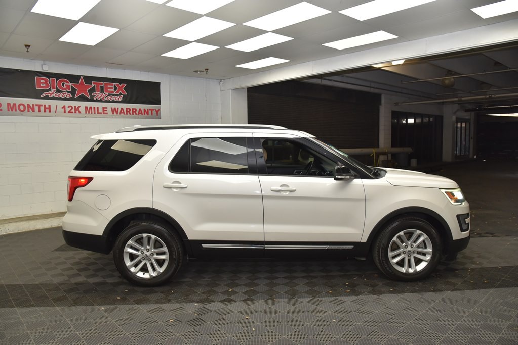 2017 Ford Explorer Image 6