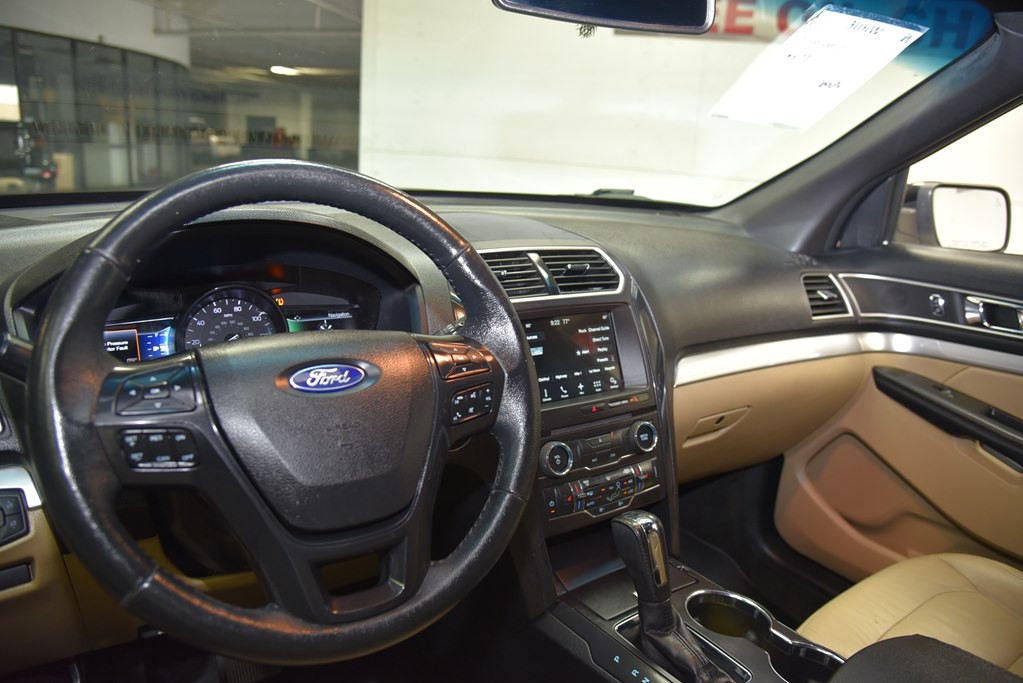 2017 Ford Explorer Image 20