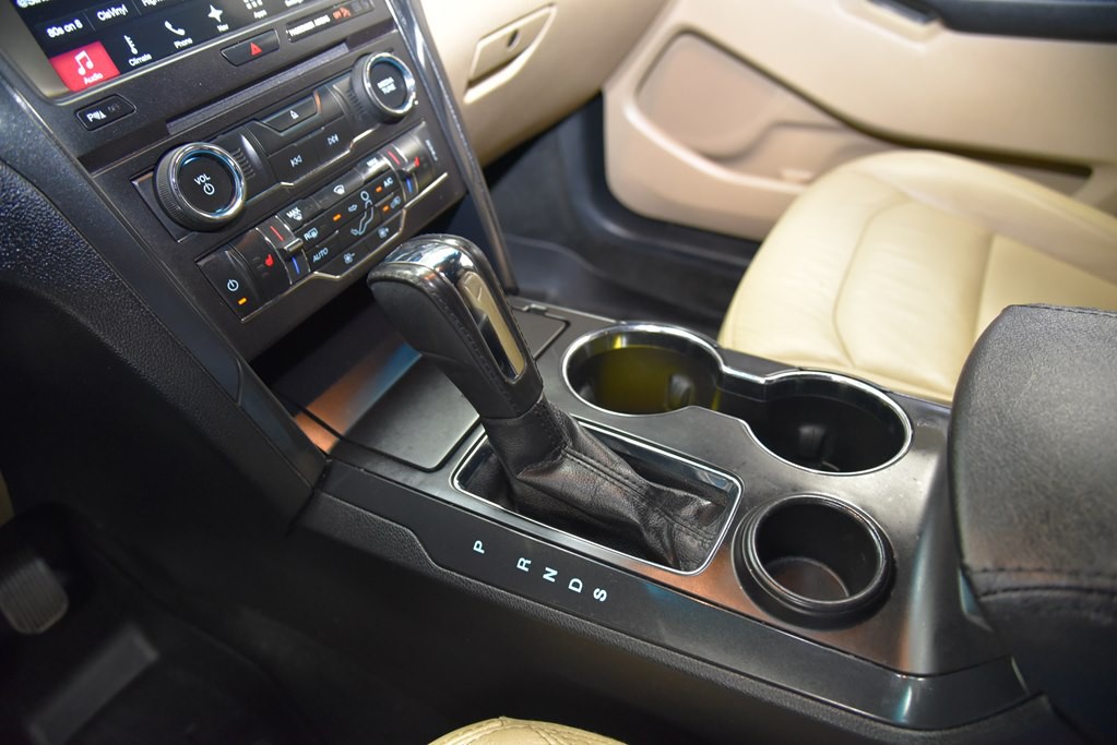 2017 Ford Explorer Image 27