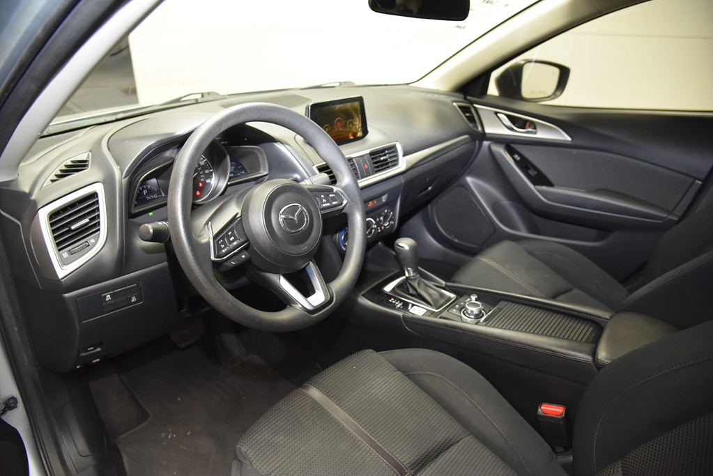 2017 Mazda Mazda3 Image 17