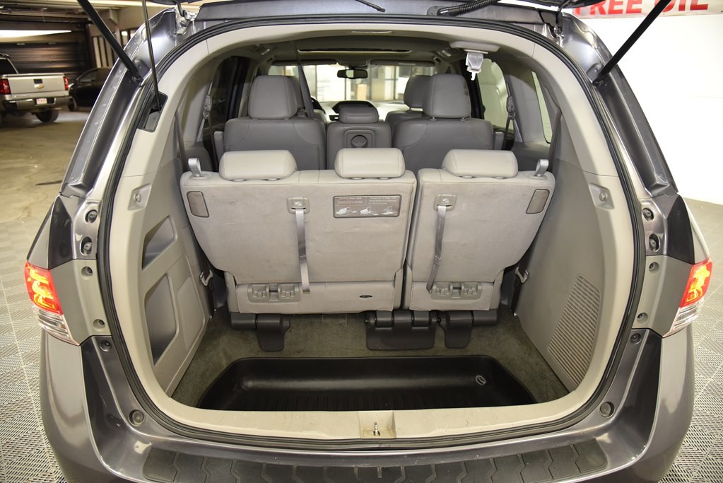 2016 Honda Odyssey Image 14
