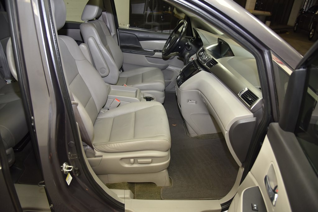 2016 Honda Odyssey Image 18