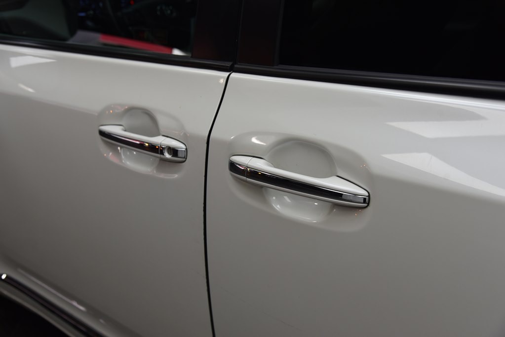 2016 Toyota Sienna Image 19