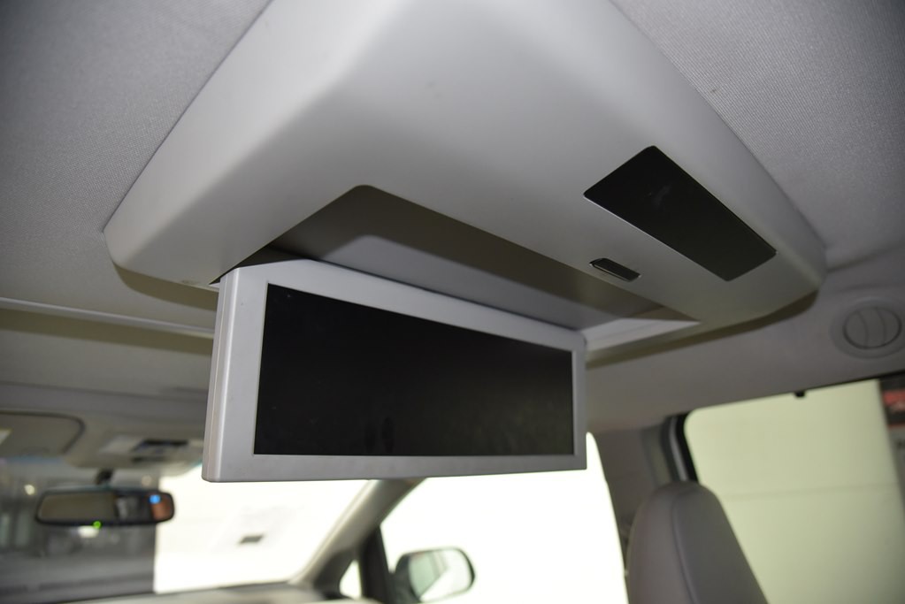 2016 Toyota Sienna Image 30