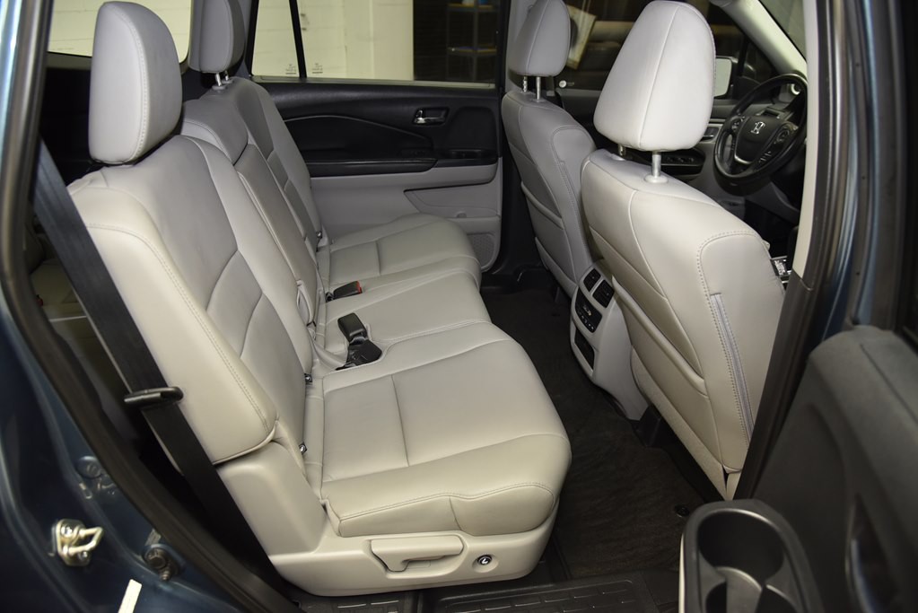 2016 Honda Pilot Image 16