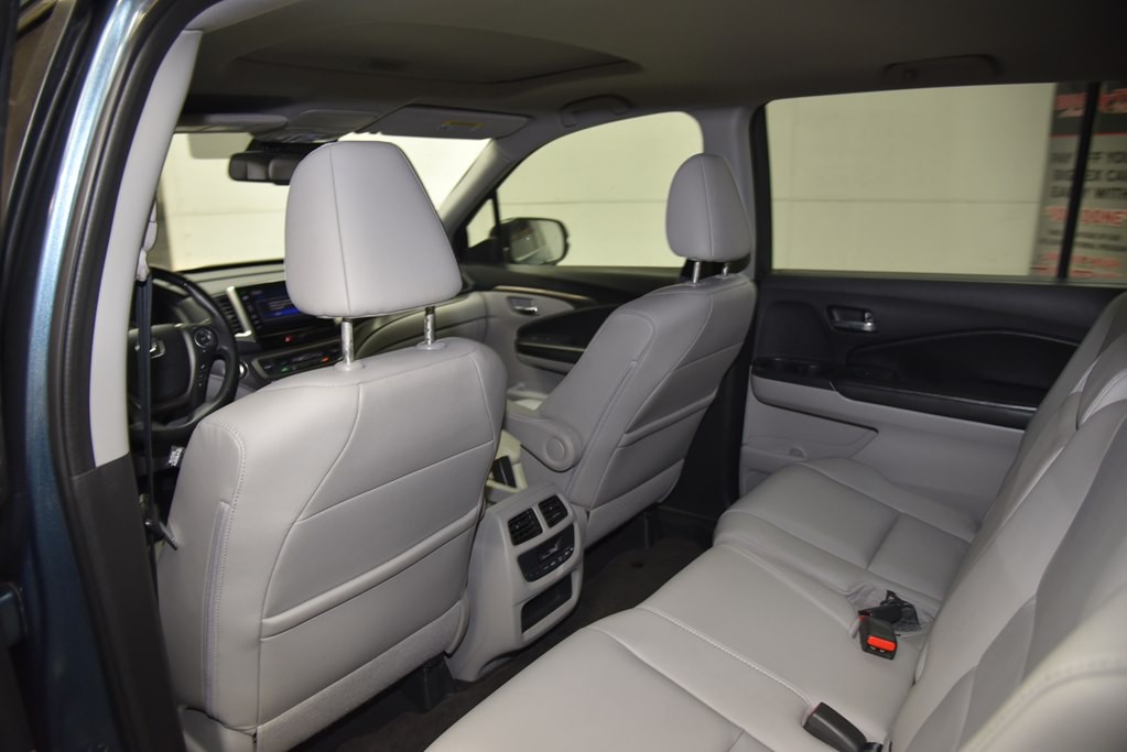 2016 Honda Pilot Image 24
