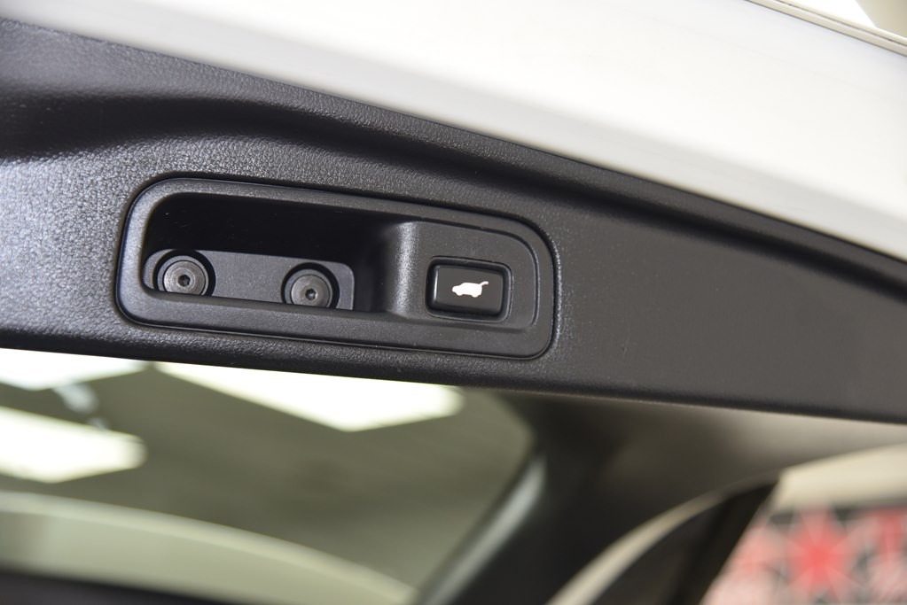 2016 Honda Pilot Image 25
