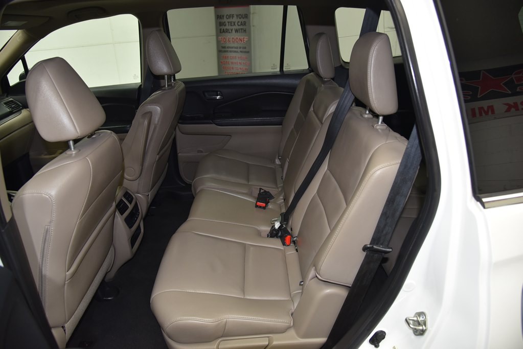 2016 Honda Pilot Image 26