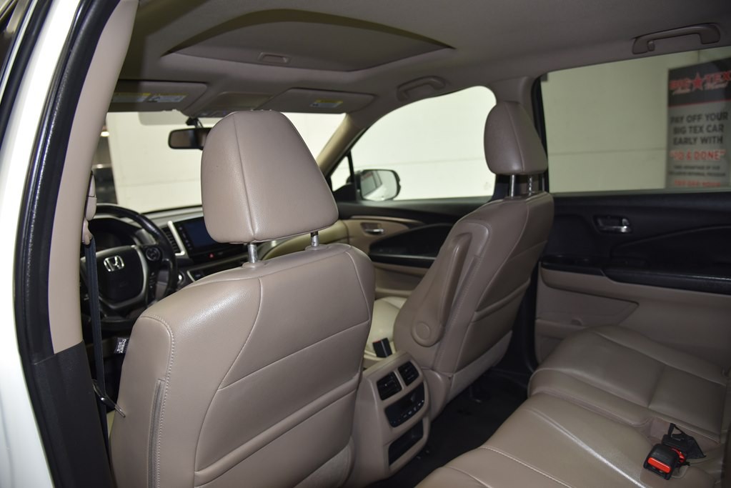 2016 Honda Pilot Image 28