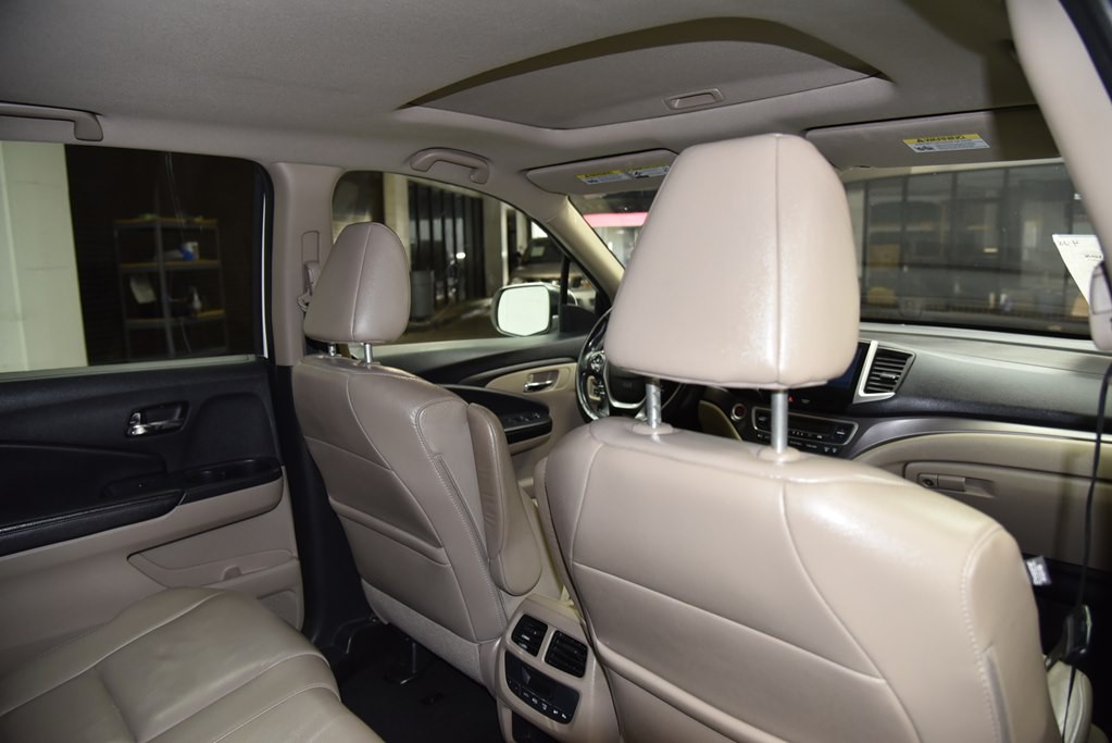 2016 Honda Pilot Image 31
