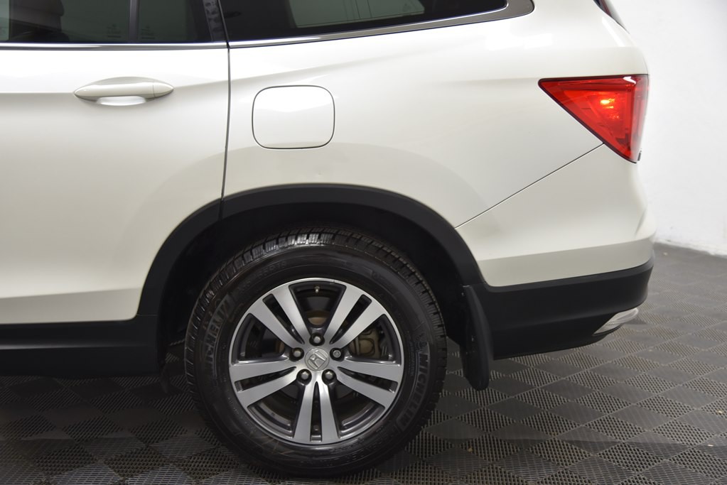 2016 Honda Pilot Image 48