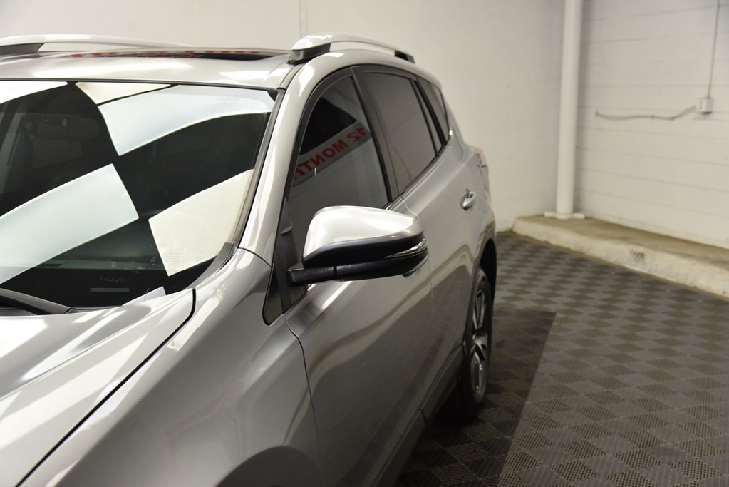 2016 Toyota Rav4 Image 10
