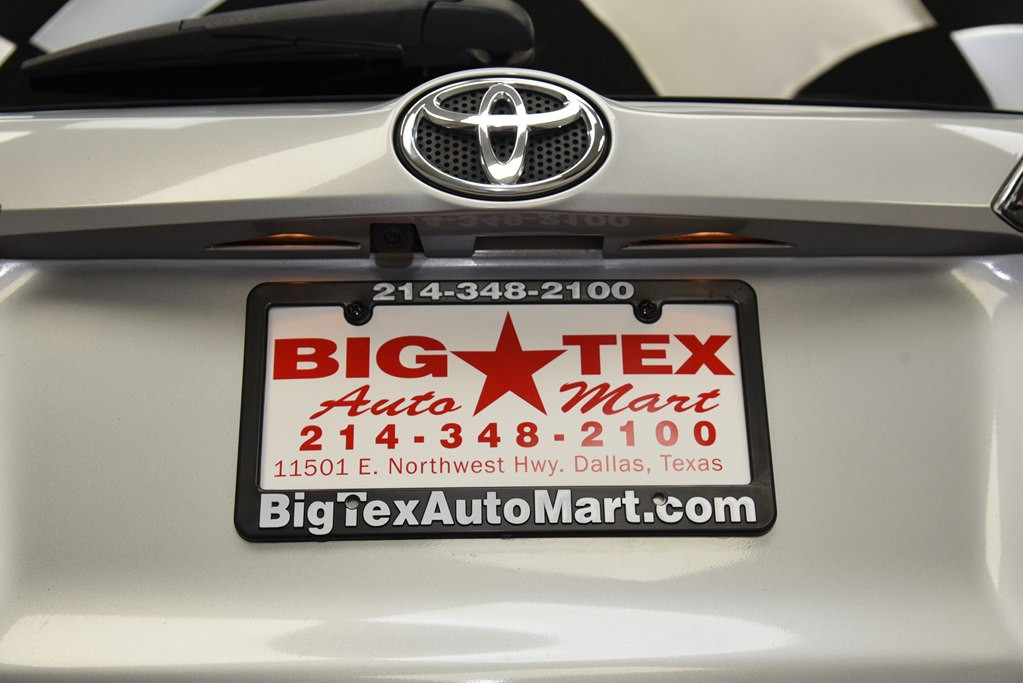 2016 Toyota Rav4 Image 12