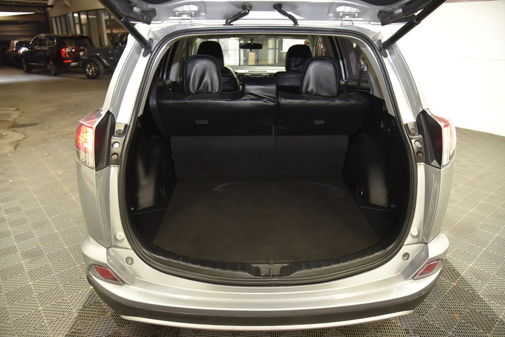 2016 Toyota Rav4 Image 13