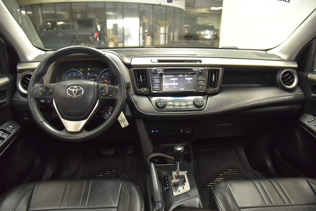 2016 Toyota Rav4 Image 17