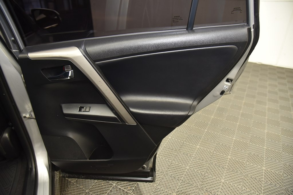 2016 Toyota Rav4 Image 26