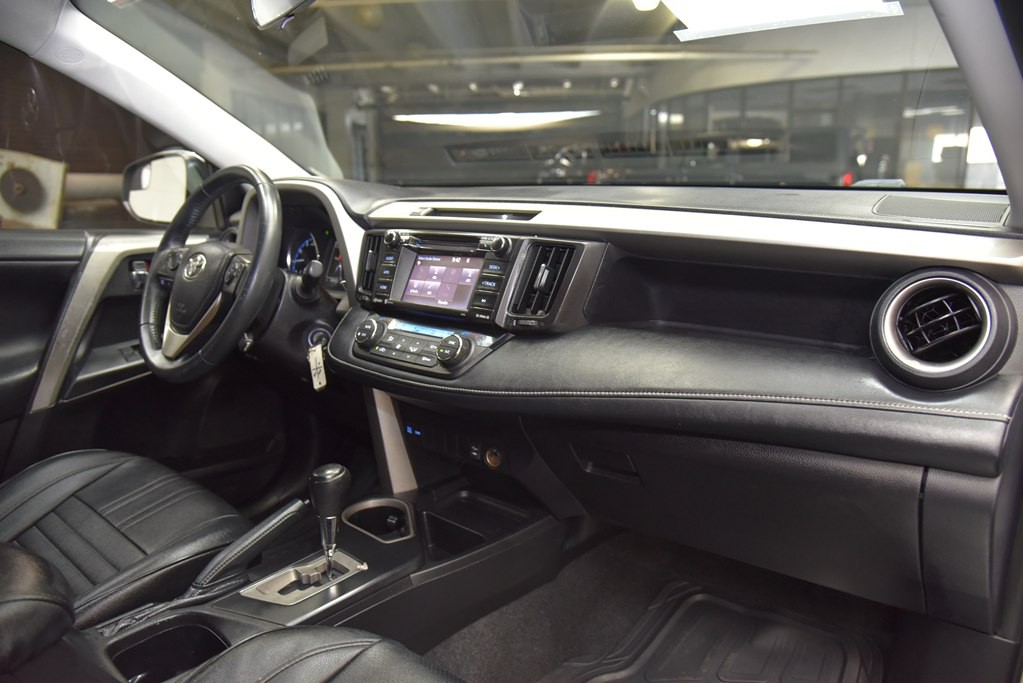 2016 Toyota Rav4 Image 28