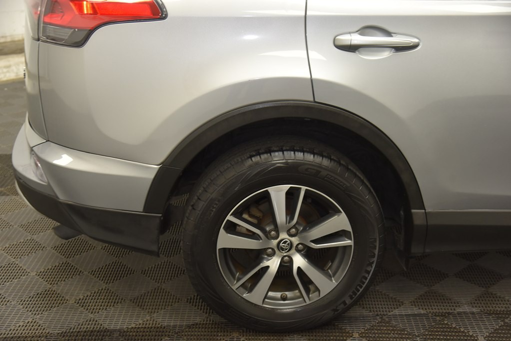 2016 Toyota Rav4 Image 32
