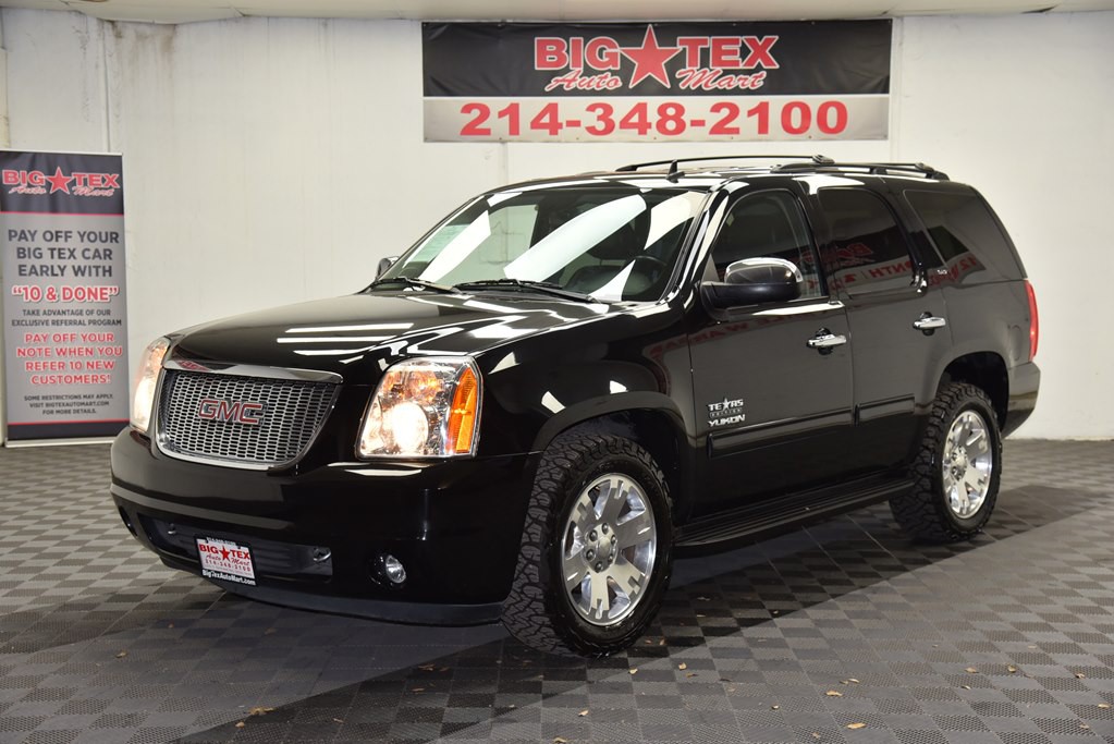 2011 GMC Yukon Image 1