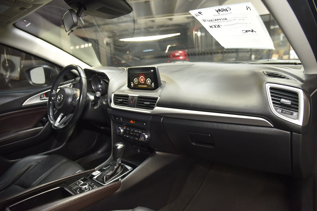 2018 Mazda Mazda3 Image 16