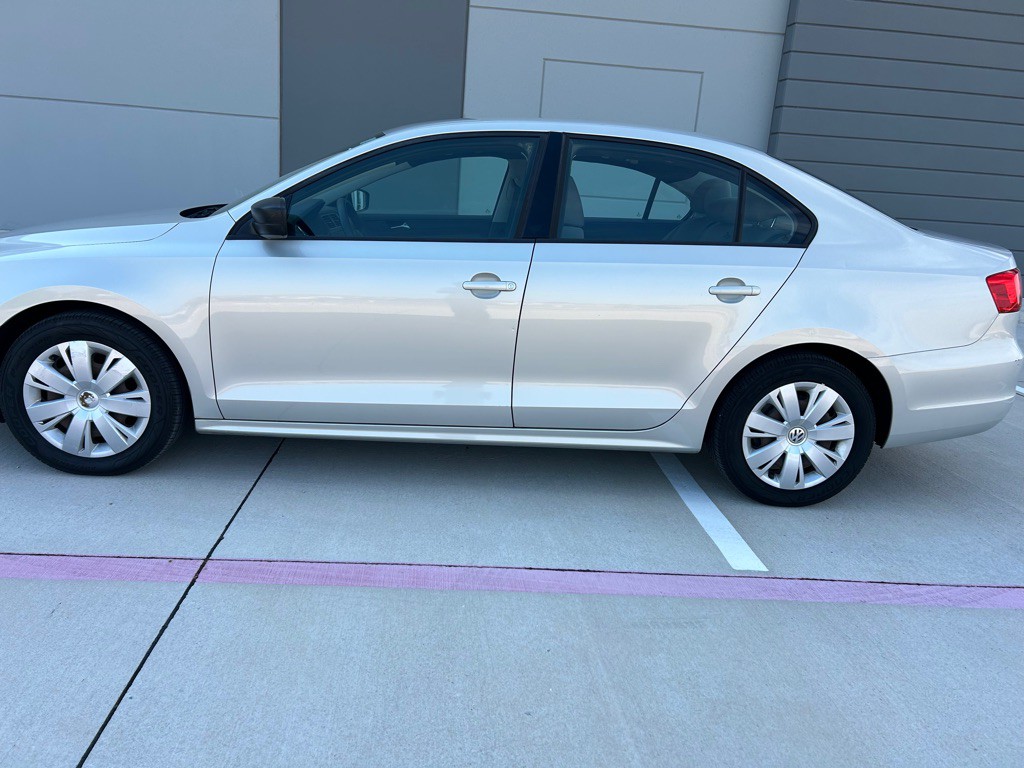 2012 Volkswagen Jetta Image 6