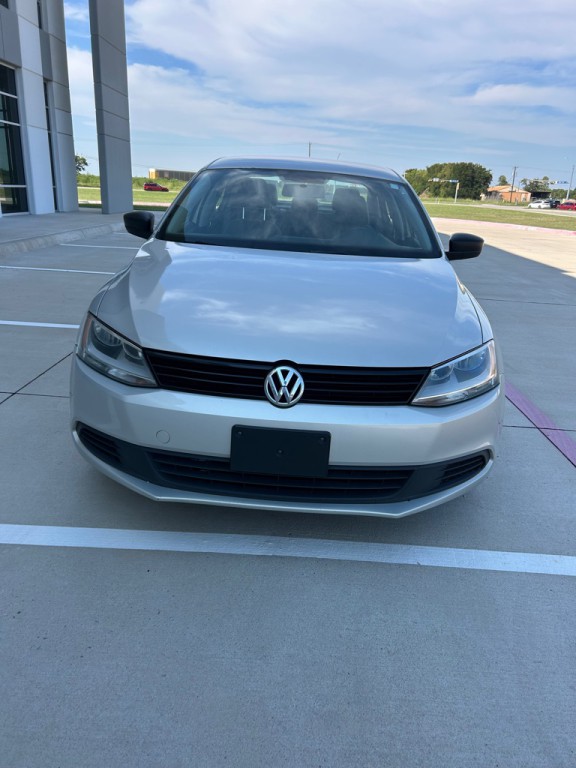 2012 Volkswagen Jetta Image 8