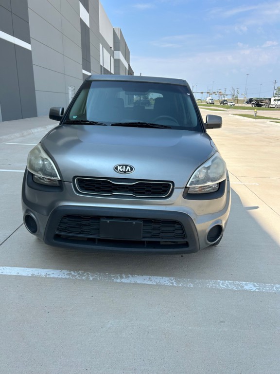2013 Kia Soul Image 2