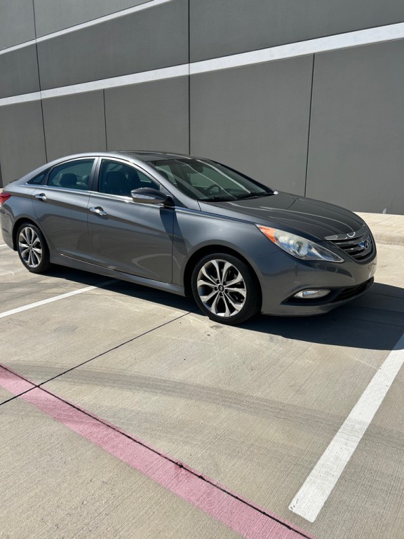 2014 Hyundai Sonata Image 4