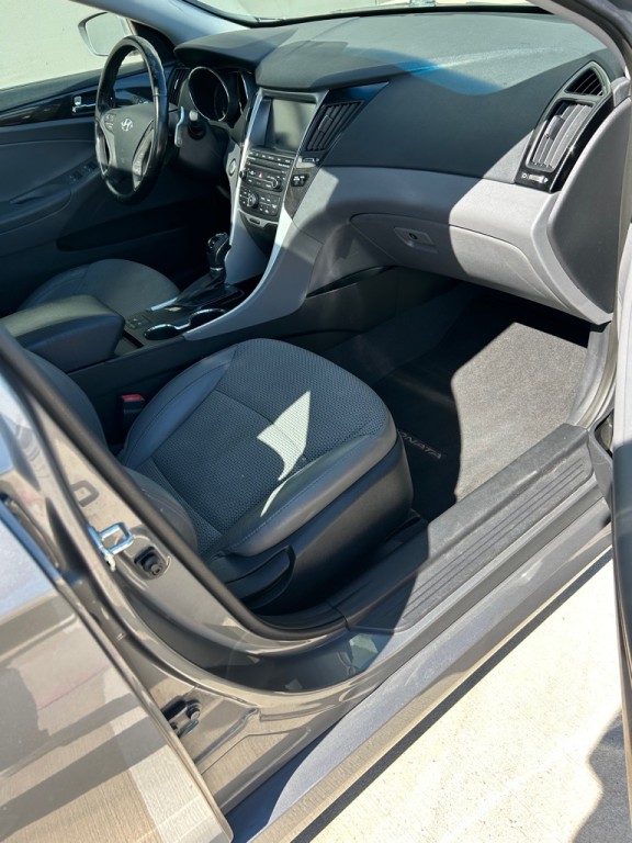 2014 Hyundai Sonata Image 14