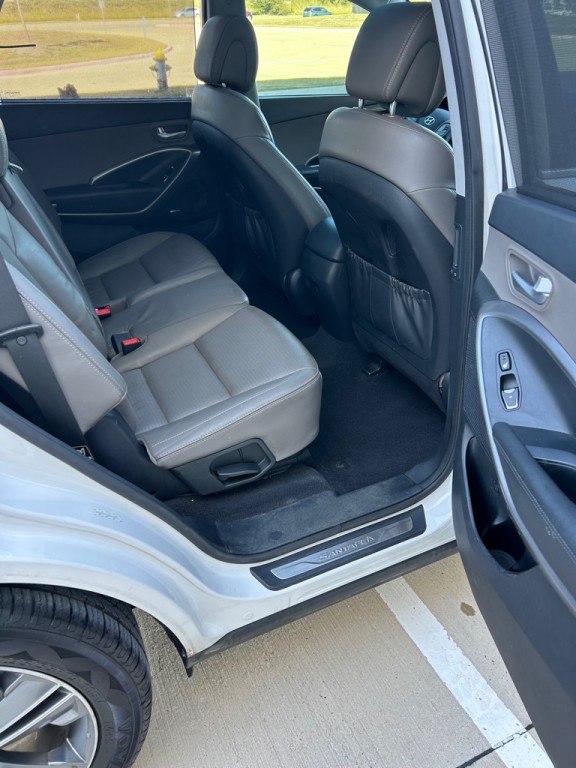 2014 Hyundai Santa Fe Image 14