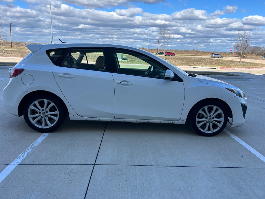 2010 Mazda Mazda3 Image 5