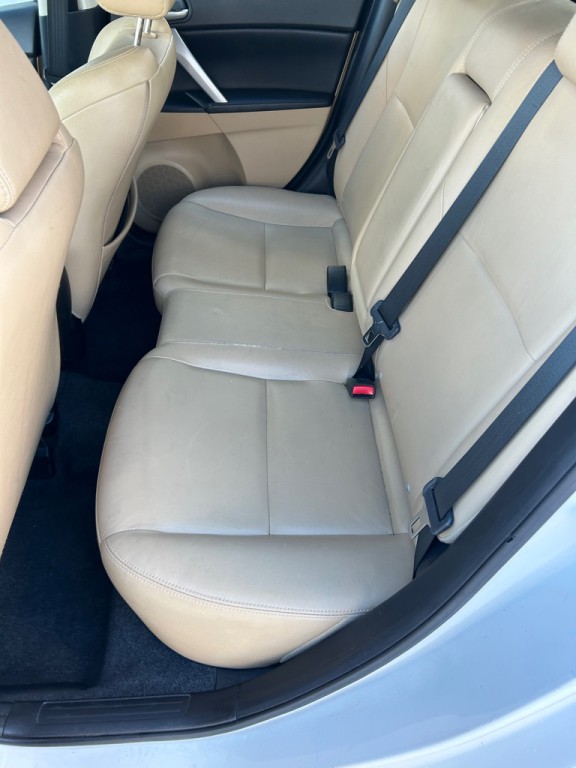 2010 Mazda Mazda3 Image 9