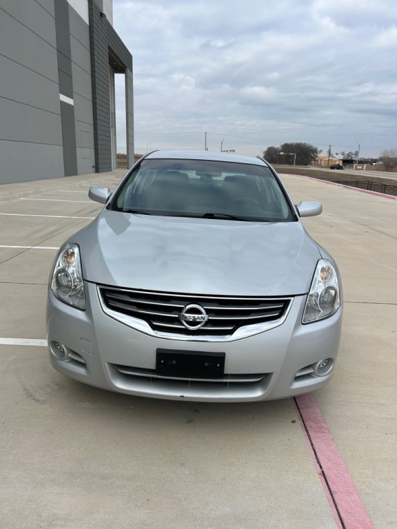 2011 Nissan Altima Image 3