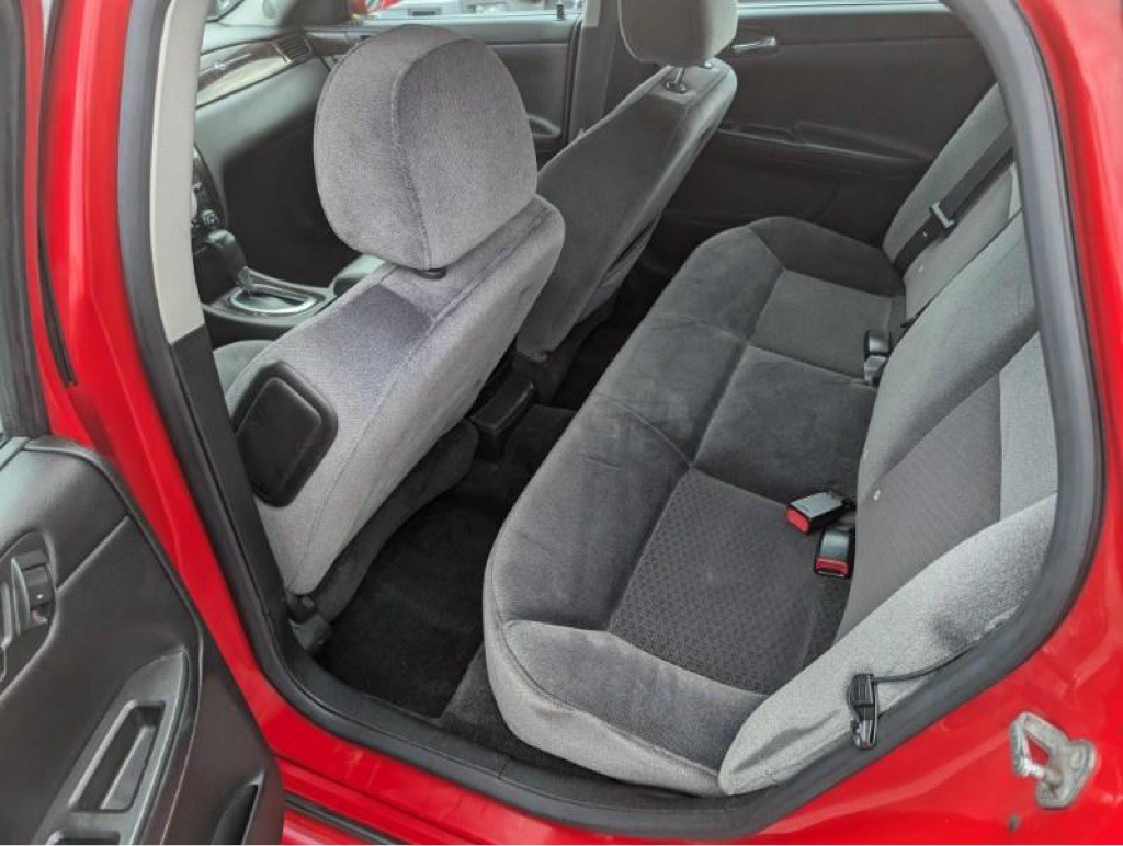 2013 Chevrolet Impala Image 8