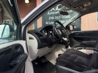 Image for 2014 Dodge Grand Caravan SXT ID: 6157788