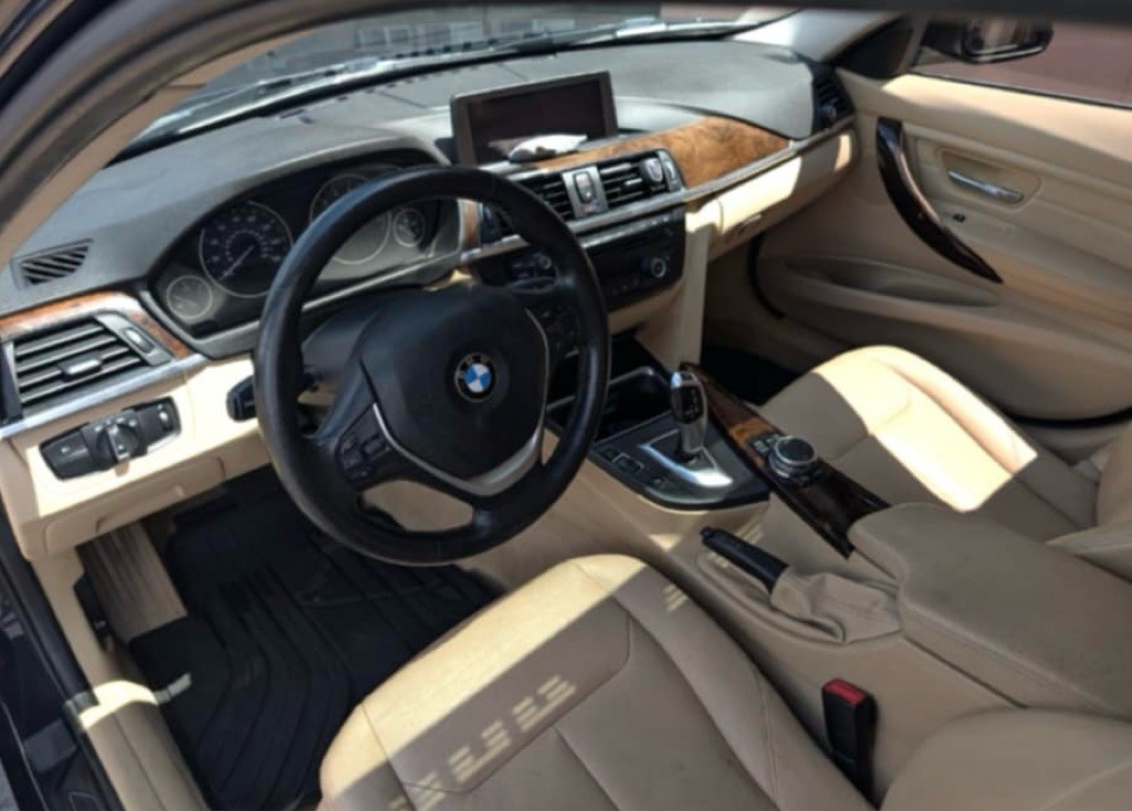 2015 BMW 3 Series Image 4