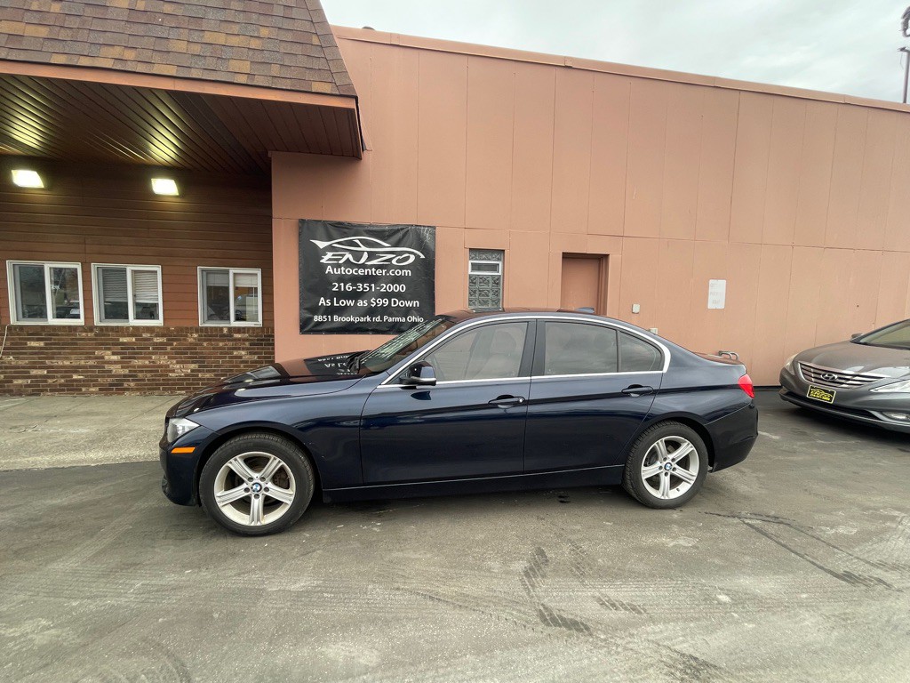 2015 BMW 3 Series Image 8