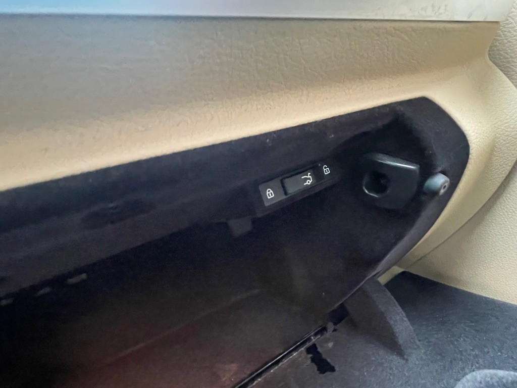 2015 BMW 3 Series Image 21